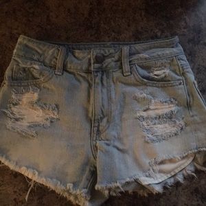Light wash American eagle shorts